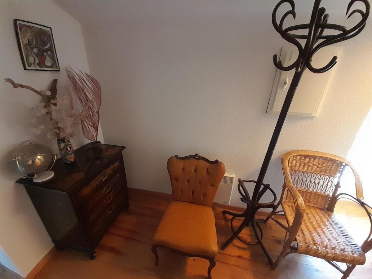 Le Prieure Bed & Breakfast Saint-Florent-sur-Auzonnet Eksteriør bilde